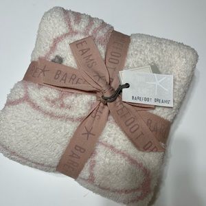 NWT Barefoot dreams baby blanket